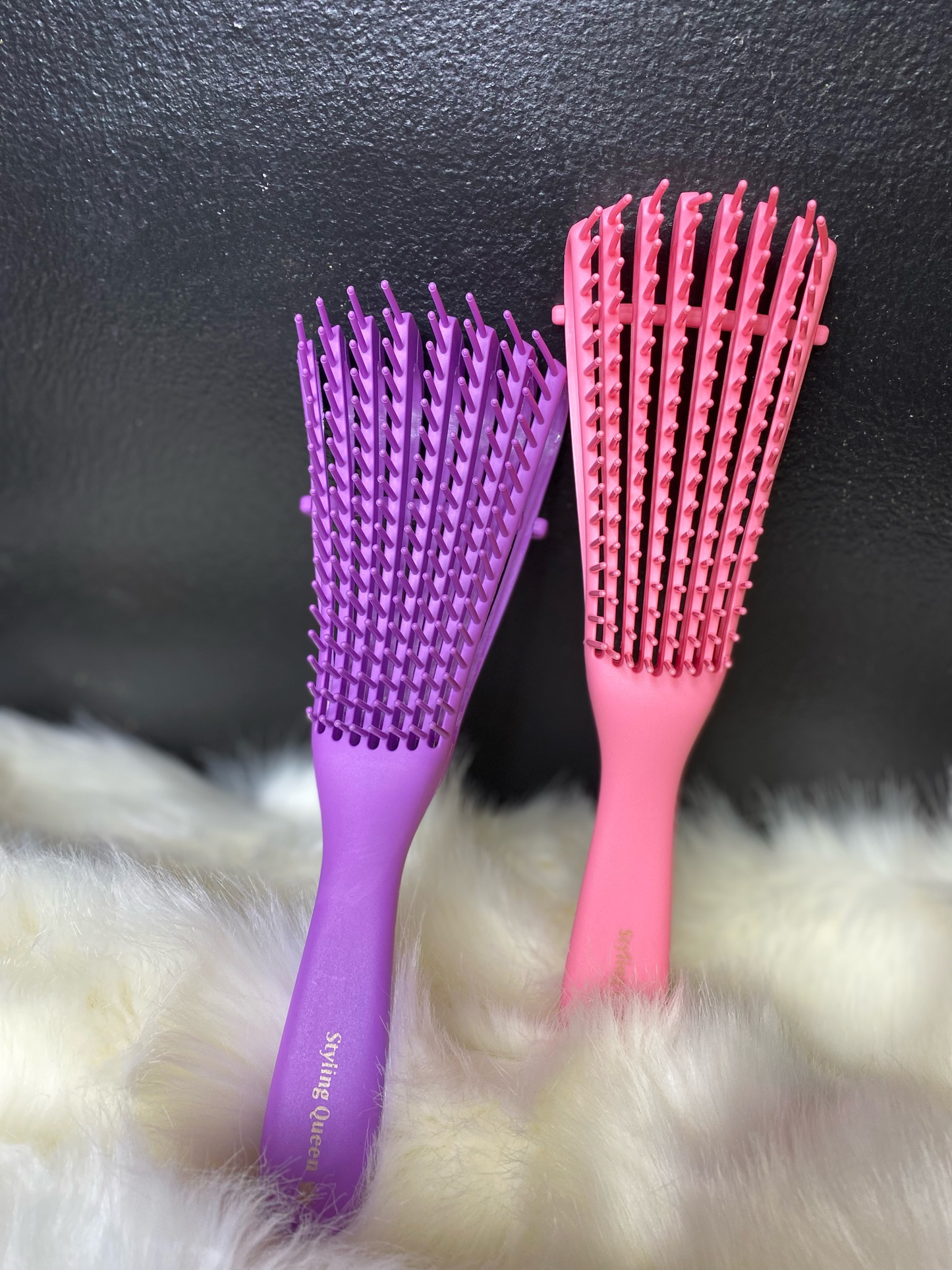 Adjustable Detangle Brush - THE JMB EXPERIENCE
